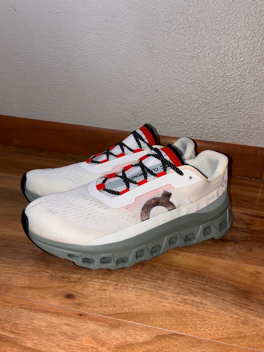 On Cloud Men’s Cloudmonster Athletic Shoe Sneakers, frost surf- size 8.5